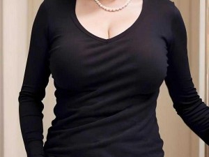 Japanese60熟妇mature、Japanese60 岁熟妇 mature 的性吸引力与魅力